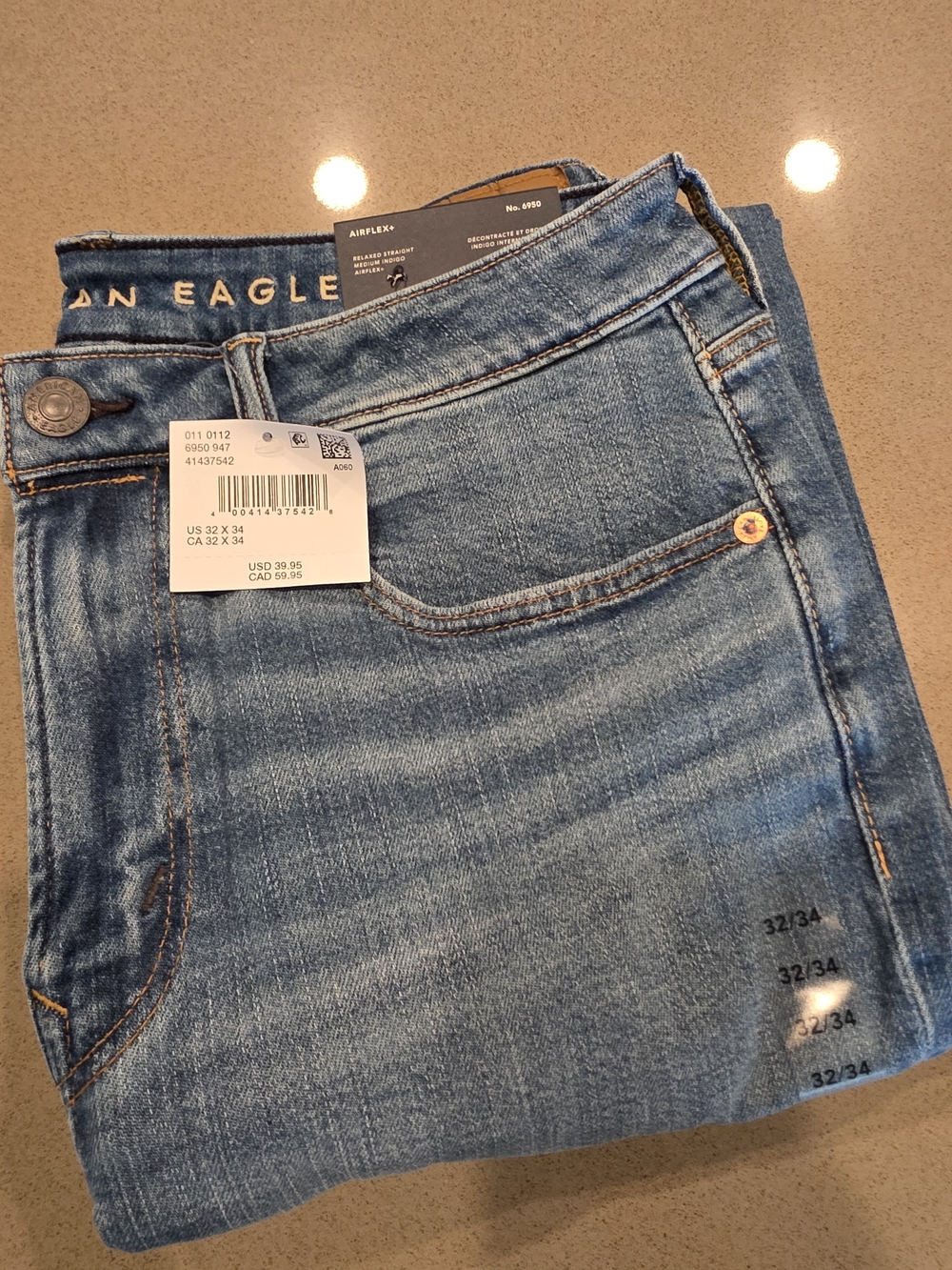 American Eagle Outfitters Light Blue Straight Leg Women’s Jeans
